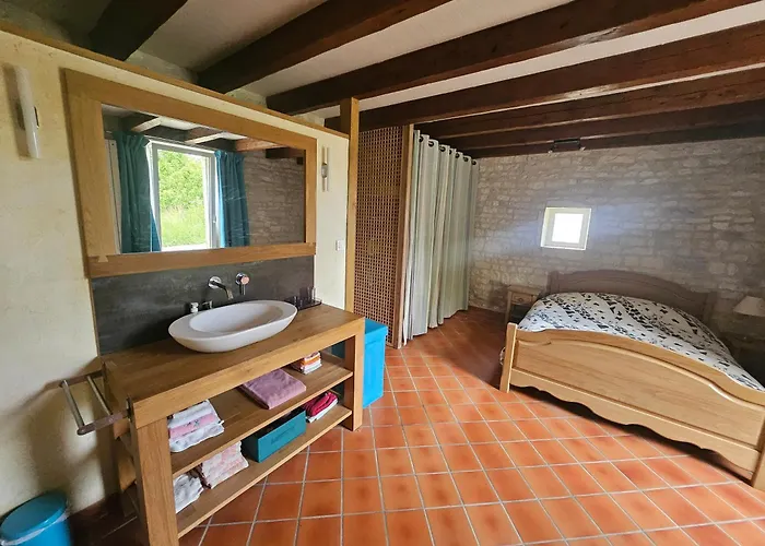 Сasa de vacaciones Maison Charentaise Au Coeur Des Vignobles *